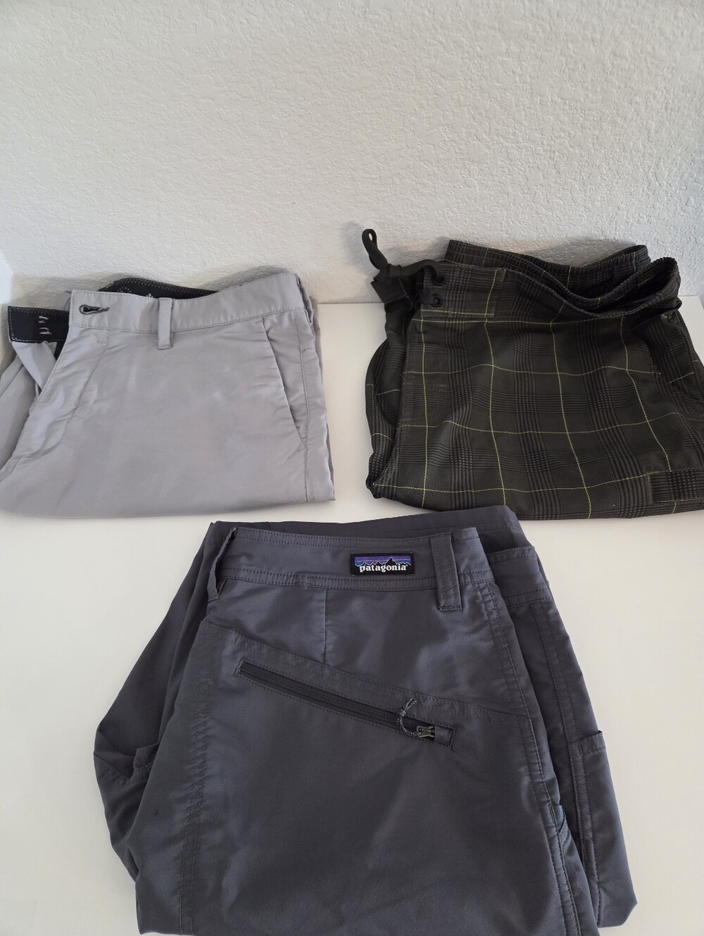 Bundle Of 3 Men's Shorts Patagonia Prana Billabong Size 36
